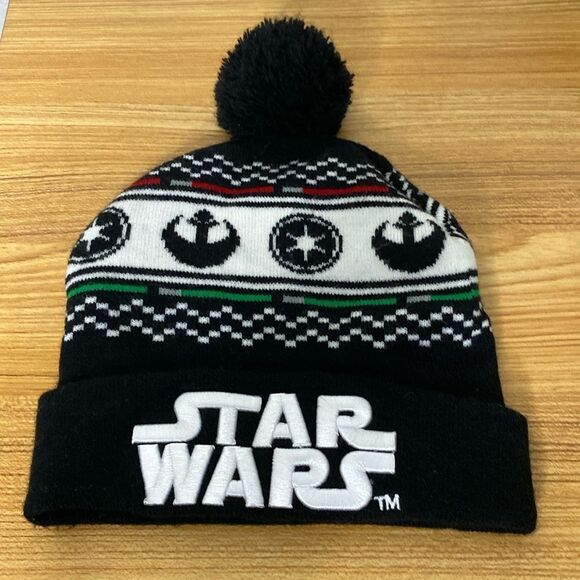 StarWars Lucas Film Ltd. Black Hat from Age 14 and Up - Picture 1 of 5